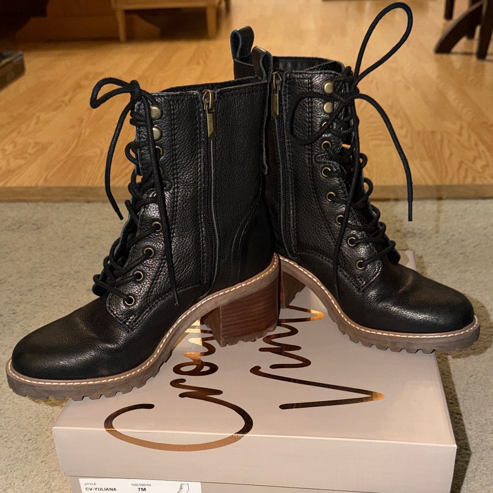 Crown Vintage Black Leather Ankle Boots - Picture 3 of 10